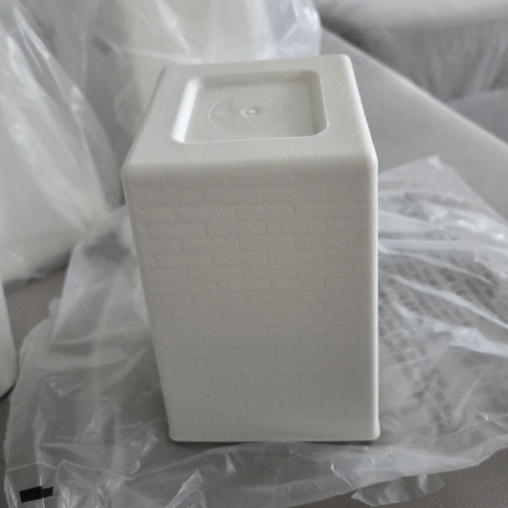 Eight inch mattress riser